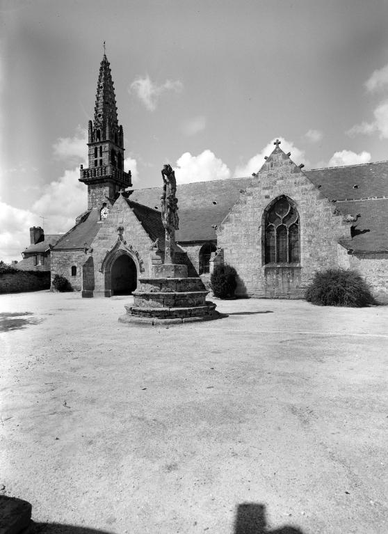 Eglise paroissiale Saint-Théleau (Leuhan)