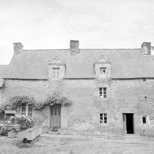 Vue d'ensemble de la façade sud