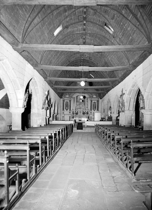 Intérieur, vue générale d'ouest en est