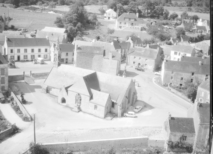 Vue aérienne, façade sud et chevet