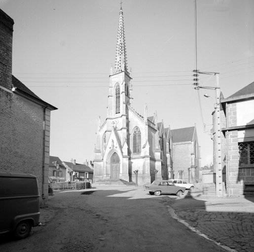 Prieuré de chanoines réguliers, église paroissiale Notre-Dame (Bourg-des-Comptes)