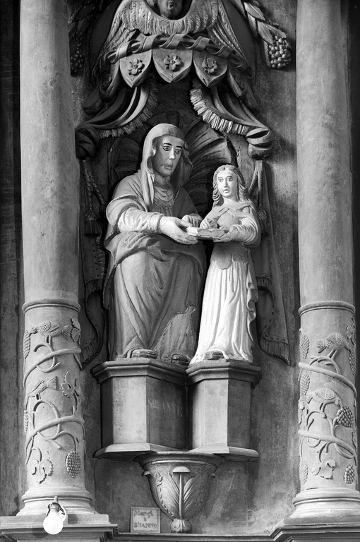 Groupe sculpté (d'applique, petite nature) : Education de la Vierge, église Paroissiale Saint Pierre (Plounévez-Quintin)