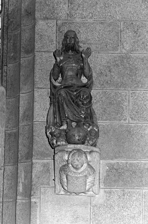 Statue (d'applique, petite nature) : Christ glorieux, église Paroissiale Notre-Dame (Kergrist-Moëlou)