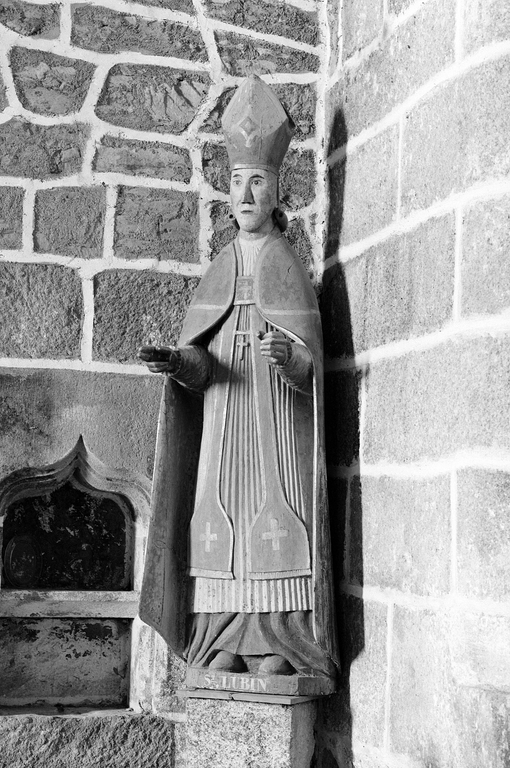 Statue (2, d'applique, grandeur nature) : saint Lubin, saint Pierre, chapelle Saint Lubin (Kergrist-Moëlou)