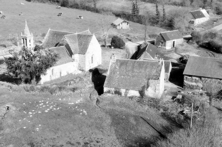 Chapelle Saint-Jean, Landugen (Duault)