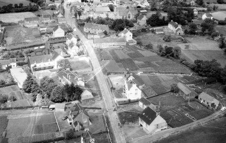 Vue générale du bourg prise du sud