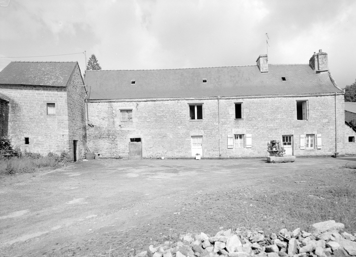 Façade antérieure du logis