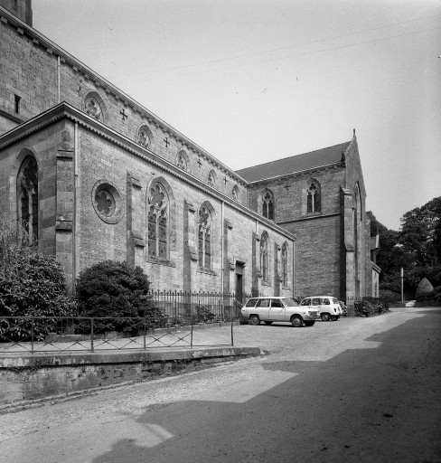 Façade sud, vue d'ensemble.