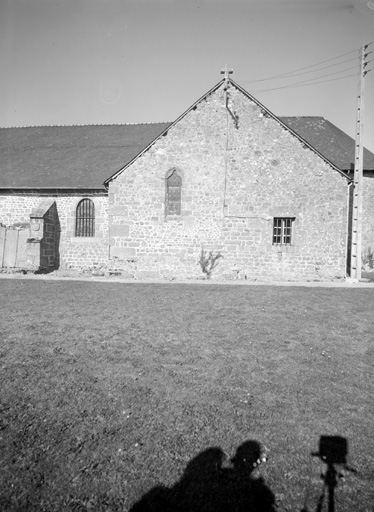 Elévation Sud, bras du transept et sacristie : vue générale