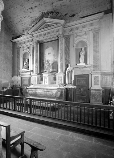 Autel retable du Sacré Coeur (transept nord) ; Autel retable du Sacré Coeur (transept nord)