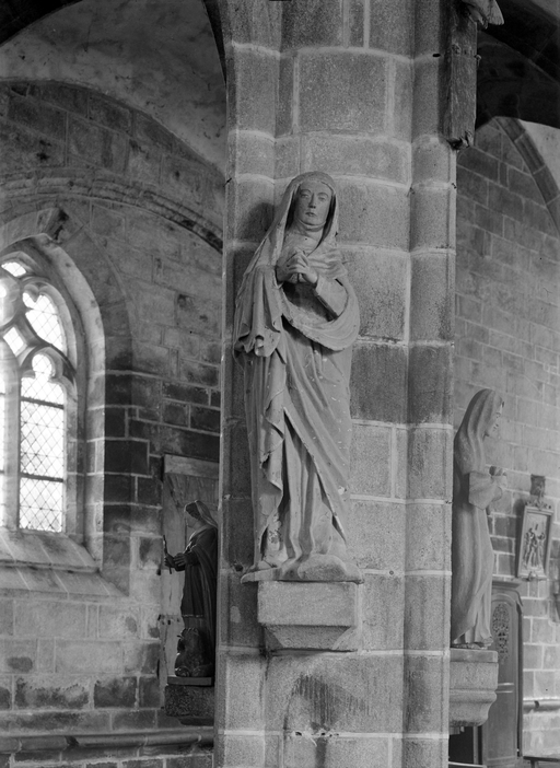 Statue de la Vierge, vue générale de face