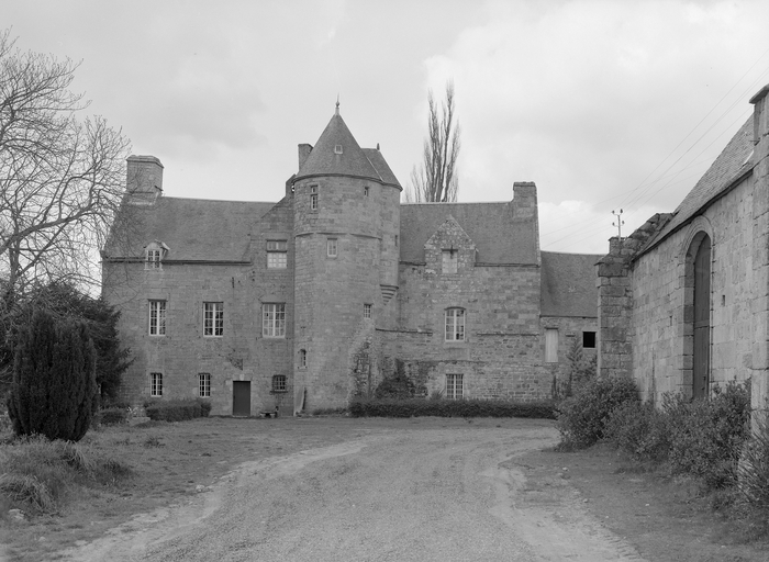 Vue générale de la façade
