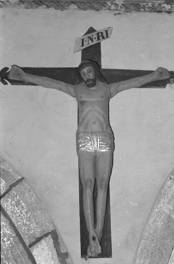 Croix (crucifix) : Christ en croix, église paroissiale Saint Budoc (Trégarvan)