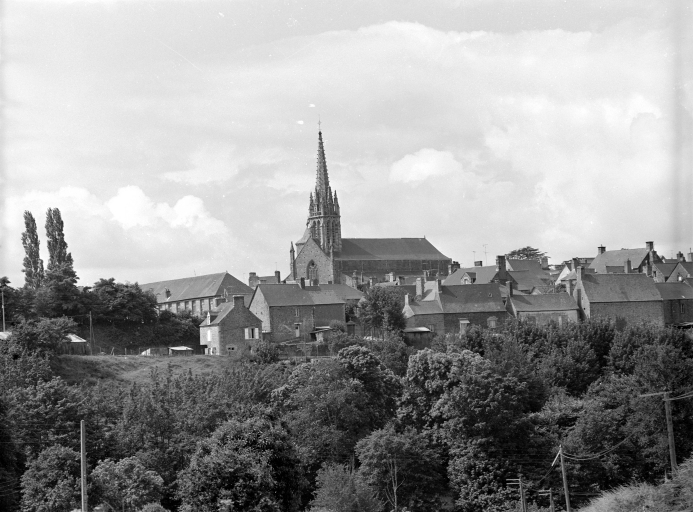 Prieuré de chanoines réguliers de Saint-Augustin, de génovefains puis église paroissiale Saint-Pierre, Saint-Paul, (prieuré cure)