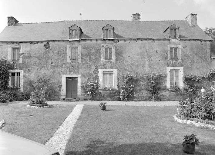 Logis, élévation antérieure