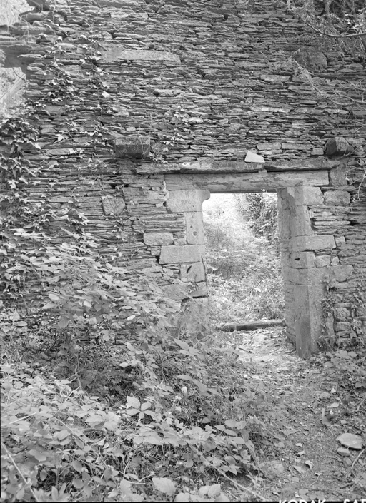 Chapelle Saint-Jean, porte ouest.