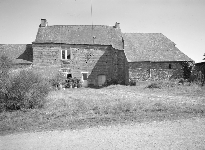 Logis, élévation ouest.