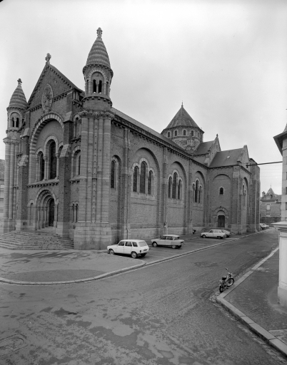 Eglise paroissiale Notre-Dame-de-Bonabry (Fougères)