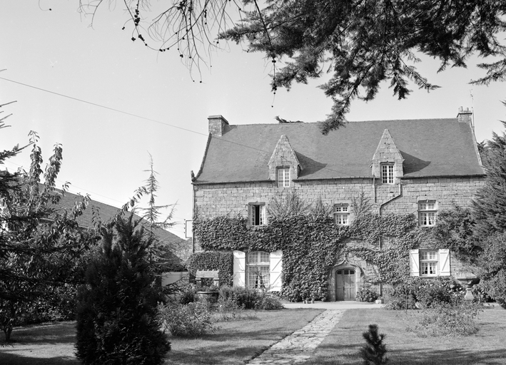 Elévation sud, vue générale. 