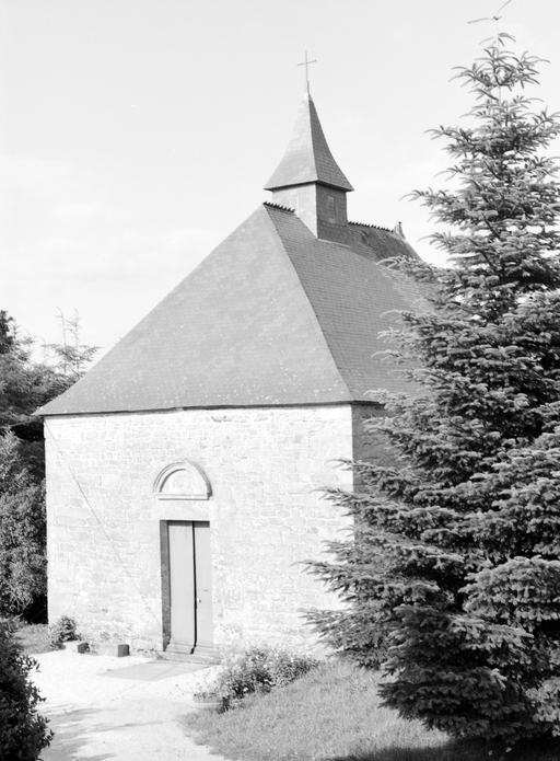 Chapelle, élévation ouest.