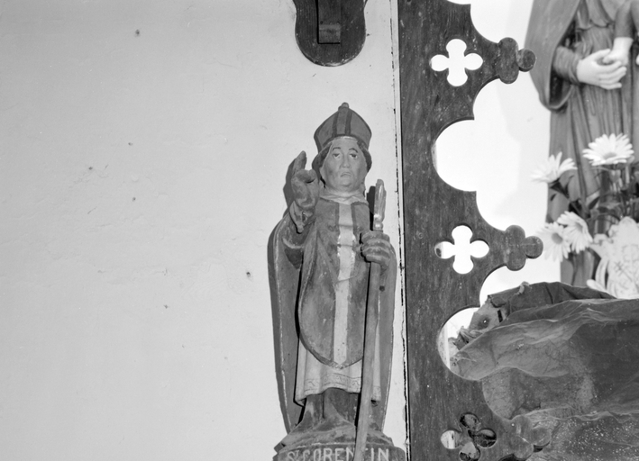 Statues (7, statuettes) : saint Corentin, saint Tugdual, saint Brieuc, saint Samson, saint Pol de Léon, saint Malo, saint Patern, chapelle Saint-Mérec (Kergrist)