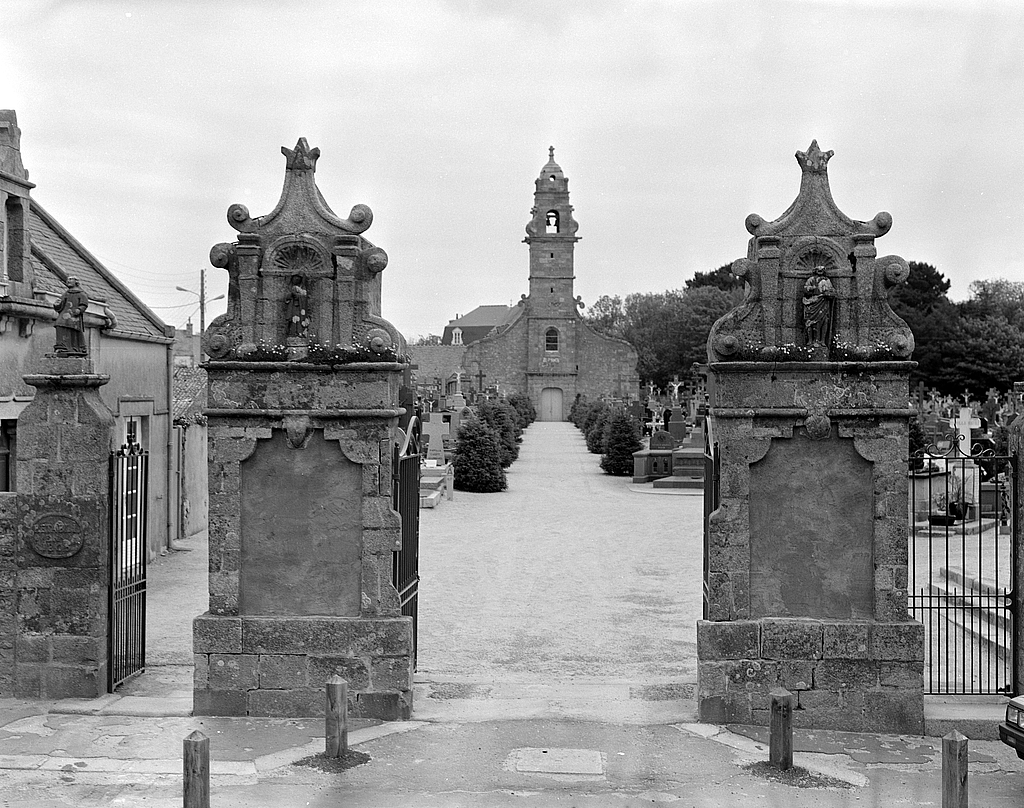 Entrée ouest, vue générale