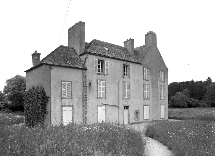 Logis, élévation sud, vue générale
