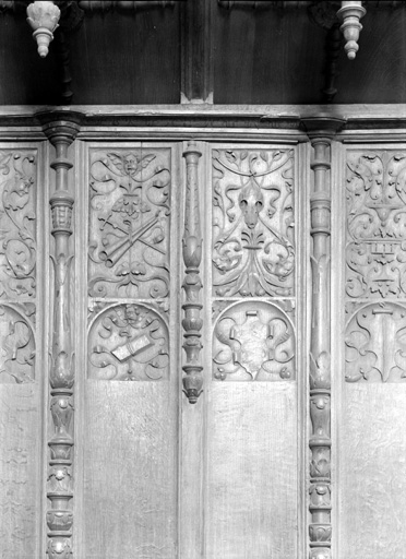 Stalles nord, dossier 10, détail panneaux supérieurs.