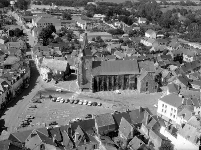 Elévation sud : vue aérienne.