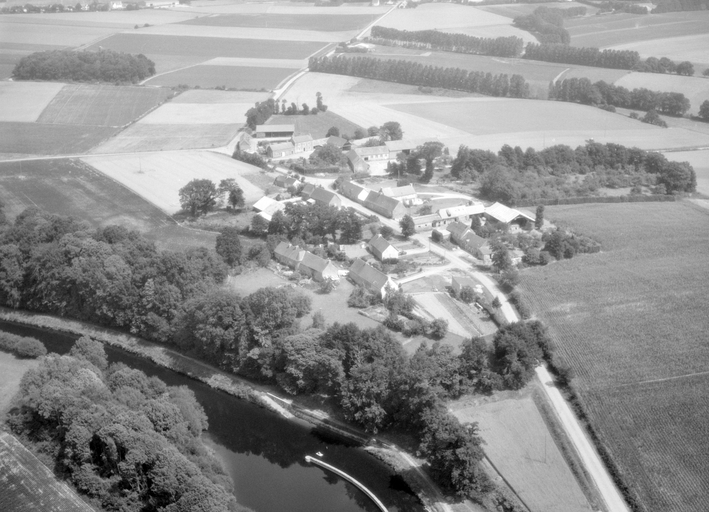 Vue aérienne ouest.