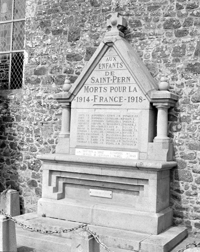 Monument aux Morts : vue générale