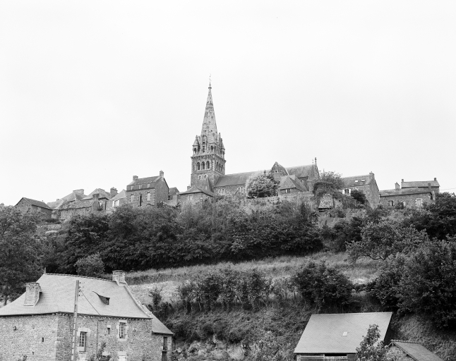 Vue de situation prise de la Ville-Mallet.