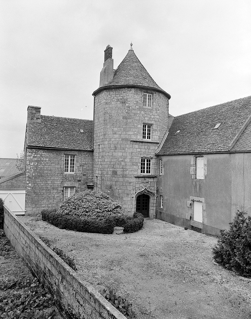 Logis, vue d'ensemble sud-ouest