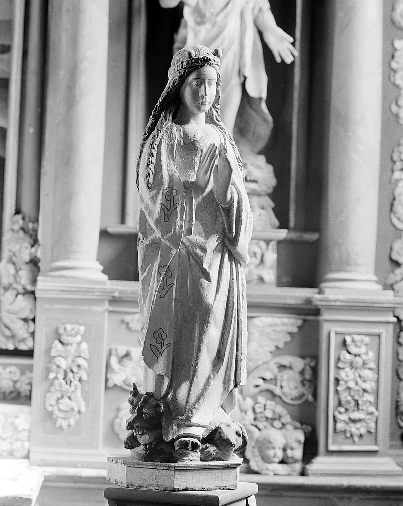 Statue (d'applique, petite nature) : sainte Marguerite, église paroissiale Notre-Dame-de-Croas-Batz (Roscoff)