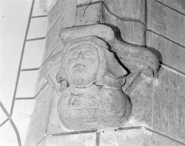 Culot 1, buste de femme : vue générale.