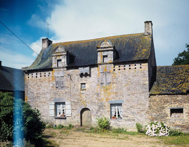 Manoir : élévation est (état en 1988)