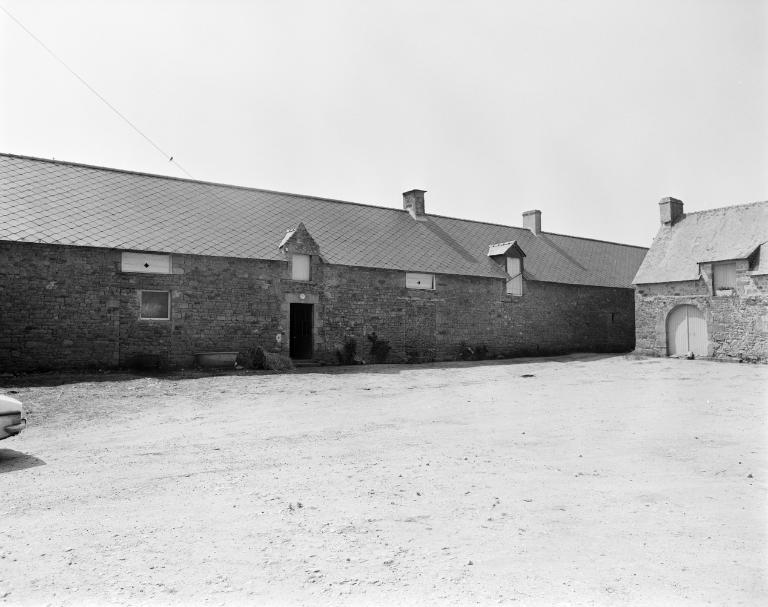 Logis sud, élévation nord.