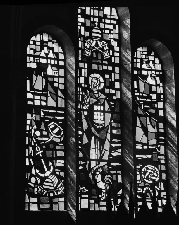 Ensemble de 11 verrières, choeur, baie 1.