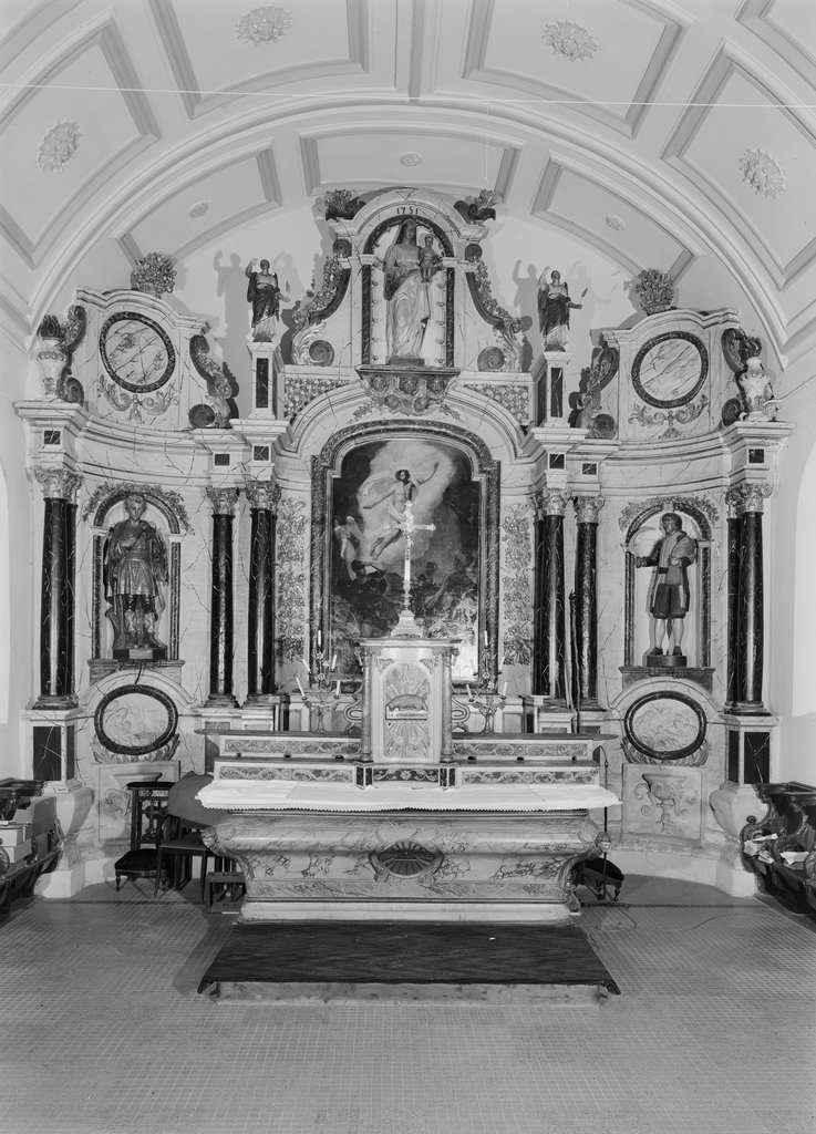 Retable (retable architecturé à niche), église paroissiale Saint-Symphorien (Surzur)