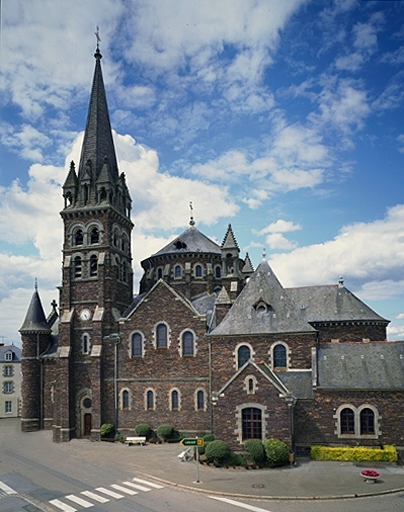 Église paroissiale Saint-Pierre (Maure-de-Bretagne fusionnée en Val d'Anast en 2017)