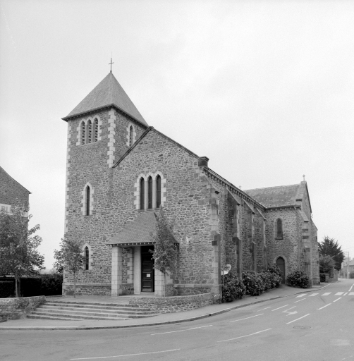 Eglise paroissiale Saint-Michel, Rotheneuf (Saint-Malo)