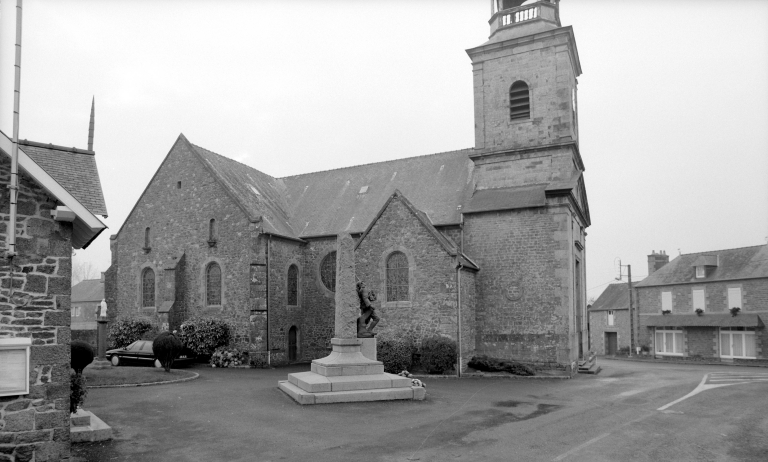 Eglise paroissiale Saint-Pierre (La Selle-en-Coglès fusionnée en Les Portes du Coglais en 2017)