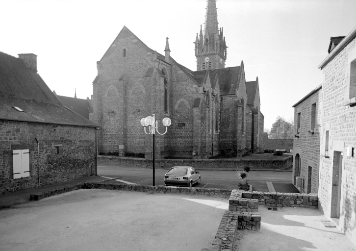 Eglise paroissiale Saint-Martin (La Bazouge-du-Désert)