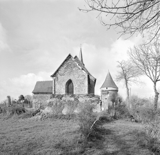 Eglise paroissiale Saint-Loup (Le Lou-du-Lac fusionnée en La Chapelle du Lou du Lac en 2016)