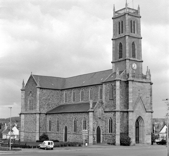 Eglise paroissiale Saint-Eloi (Montauban-de-Bretagne)