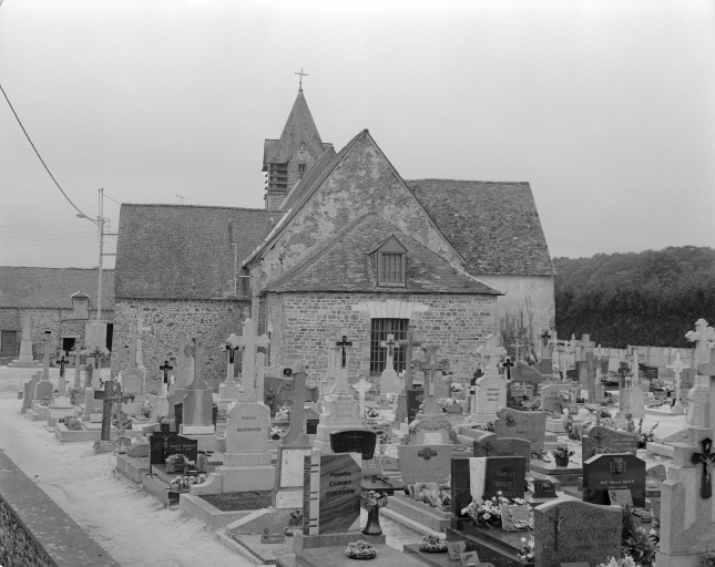 Eglise paroissiale Saint-Martin (Forges-la-Forêt)