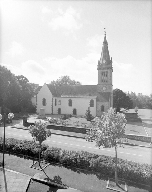 Elévation Nord : vue générale ; Elévation nord : vue générale ; L'église