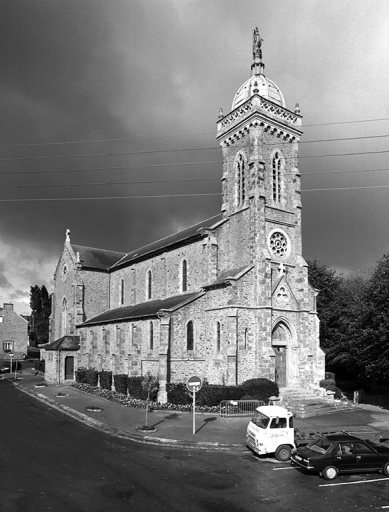 Vue générale ; La nouvelle église de la station