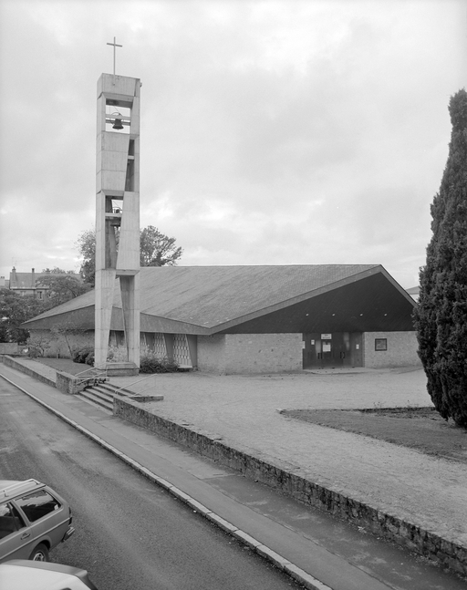 Église paroissiale Saint-Laurent, rue de la Marbaudais (Rennes)