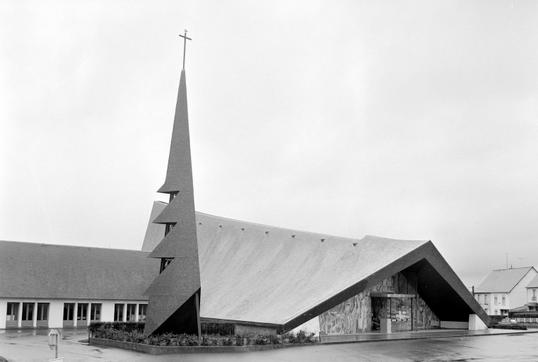 Eglise paroissiale Saint-Jean-l'Evangéliste, Bellevue (Saint-Malo)